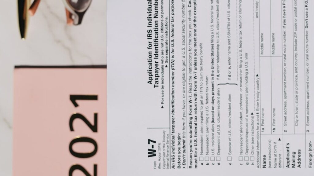 Télécharger le contrat de travail à durée indéterminée en PDF gratuit