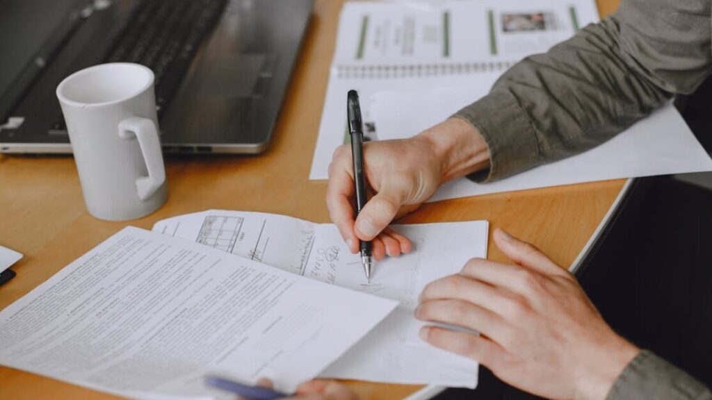 Télécharger le contrat de travail ctt en modèle PDF editable